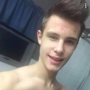 Meet your Posher, Chad